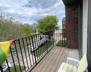 1101 W Pratt Boulevard - Photo Thumbnail 1