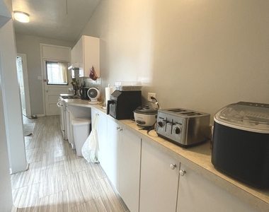 1101 W Pratt Boulevard - Photo Thumbnail 17