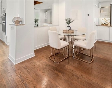 2840 Peachtree Road Nw - Photo Thumbnail 4