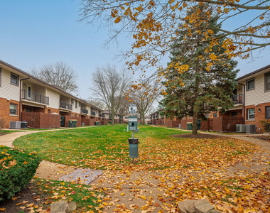 209 Washington Square - Photo Thumbnail 14
