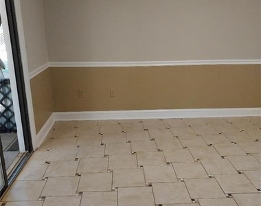 150 Powers Ferry Manor Se - Photo Thumbnail 12
