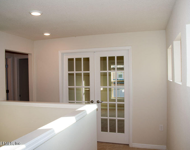 403 Orchard Pass Avenue - Photo Thumbnail 1