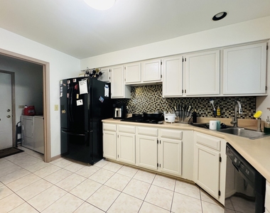 2164 Seaver Lane - Photo Thumbnail 16