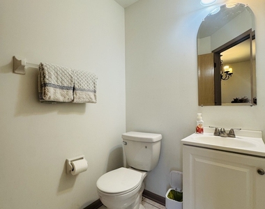 2164 Seaver Lane - Photo Thumbnail 21