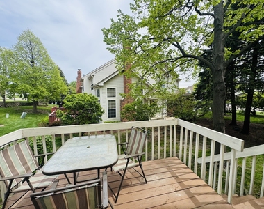 2164 Seaver Lane - Photo Thumbnail 2