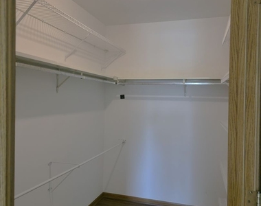 9234 Windsor Parkway - Photo Thumbnail 10
