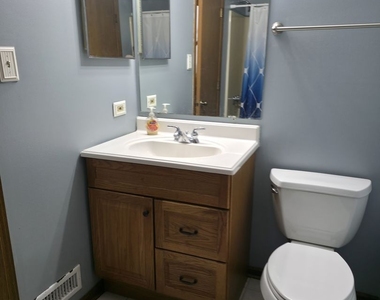 9234 Windsor Parkway - Photo Thumbnail 19