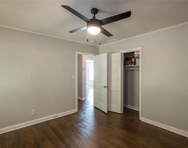 1295 Westmont Road Sw - Photo Thumbnail 9