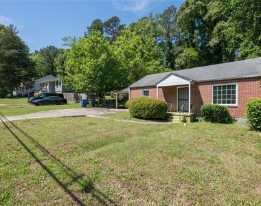 1295 Westmont Road Sw - Photo Thumbnail 1
