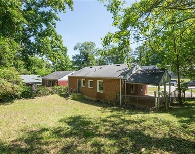 1295 Westmont Road Sw - Photo Thumbnail 13