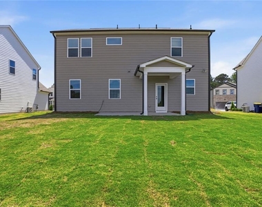 142 Henley Street - Photo Thumbnail 23