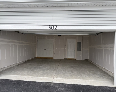 302 Kingsport Drive - Photo Thumbnail 25