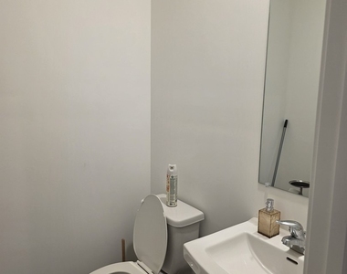 6802 Daly Lane - Photo Thumbnail 3