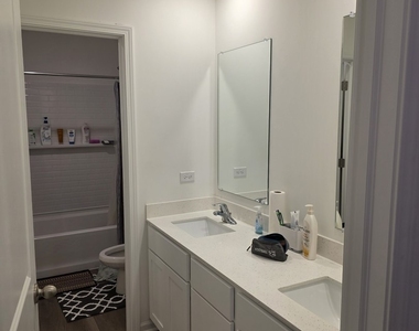 6802 Daly Lane - Photo Thumbnail 19