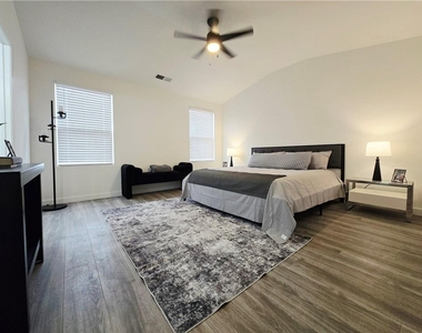 2529 Piering Drive - Photo Thumbnail 1