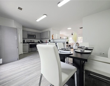 2529 Piering Drive - Photo Thumbnail 30