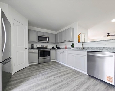 2529 Piering Drive - Photo Thumbnail 25