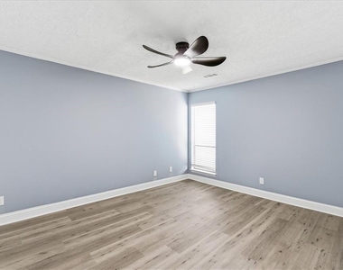 2696 Greentree Drive Se - Photo Thumbnail 15