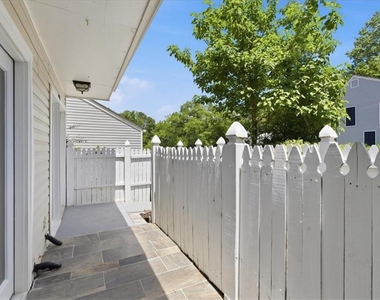 2696 Greentree Drive Se - Photo Thumbnail 3
