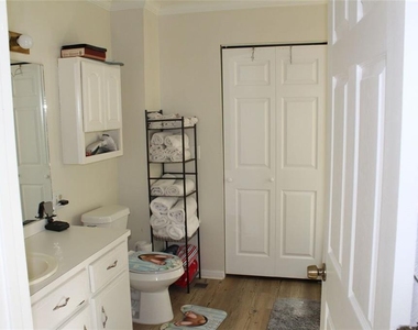 15 Caboose Court Sw - Photo Thumbnail 16