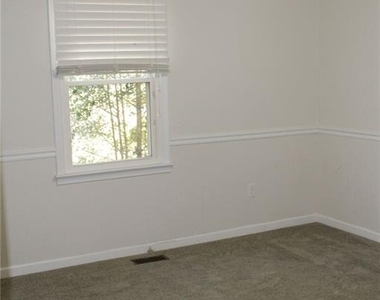 15 Caboose Court Sw - Photo Thumbnail 10