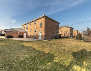 8735 N Wisner Street - Photo Thumbnail 14