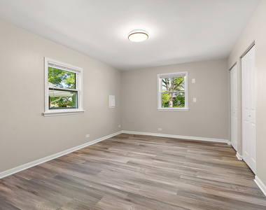 11920 S 74th Avenue - Photo Thumbnail 12