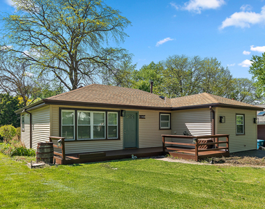 11920 S 74th Avenue - Photo Thumbnail 1