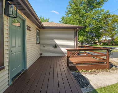 11920 S 74th Avenue - Photo Thumbnail 2