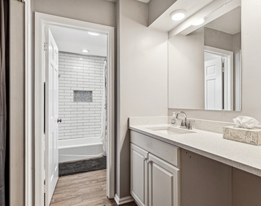 8951 Skokie Boulevard - Photo Thumbnail 7