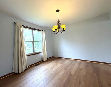 1724 Hall Place - Photo Thumbnail 4