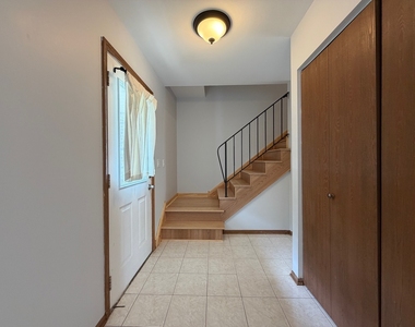 1724 Hall Place - Photo Thumbnail 1