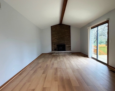 1724 Hall Place - Photo Thumbnail 8