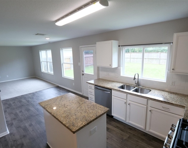 23603 Legacy Oak Street - Photo Thumbnail 8