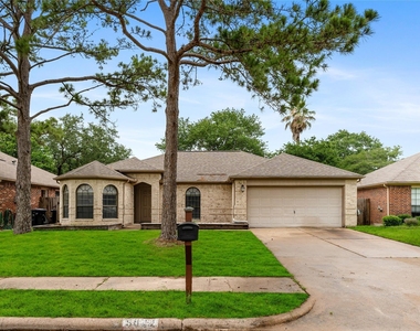 5622 Village Park Drive - Photo Thumbnail 1