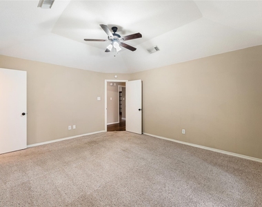 5622 Village Park Drive - Photo Thumbnail 19