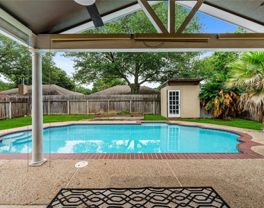 5622 Village Park Drive - Photo Thumbnail 27