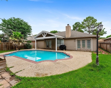 5622 Village Park Drive - Photo Thumbnail 33