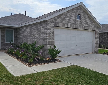 722 Falling Cave Drive - Photo Thumbnail 16