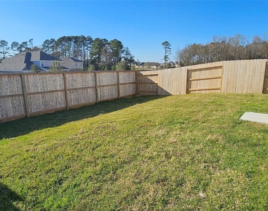 722 Falling Cave Drive - Photo Thumbnail 15
