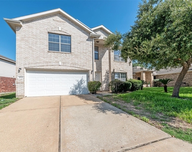 20926 Kenna Cove Lane - Photo Thumbnail 4