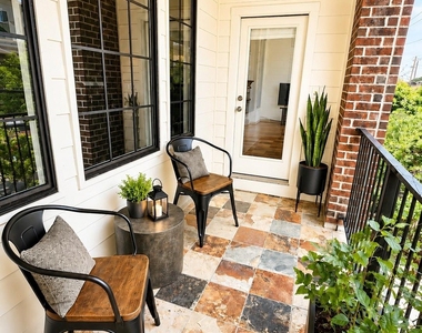 1213 Dunlavy Street - Photo Thumbnail 16