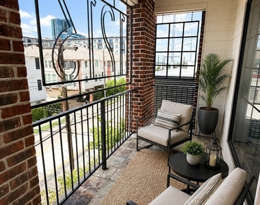 1213 Dunlavy Street - Photo Thumbnail 21