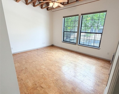 1213 Dunlavy Street - Photo Thumbnail 9