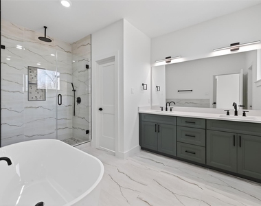 971 Highland Light Lane - Photo Thumbnail 32