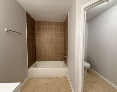 6407 Waldron Drive - Photo Thumbnail 19