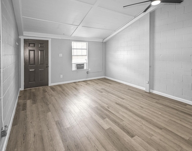 1315 Alliance Street - Photo Thumbnail 3
