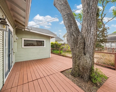 905 Harvard Street - Photo Thumbnail 28