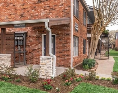 2101 Mustang Road - Photo Thumbnail 12