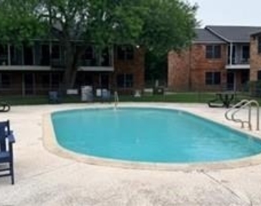 2101 Mustang Road - Photo Thumbnail 7